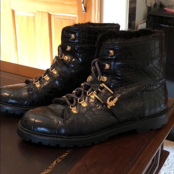Mauri Other - MAURI MINK LINED ALLIGATOR BOOTS. 😱
